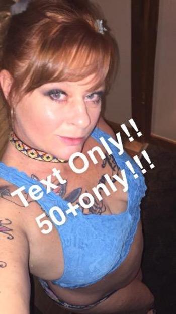 Krissy, 50  female escort, Ocala