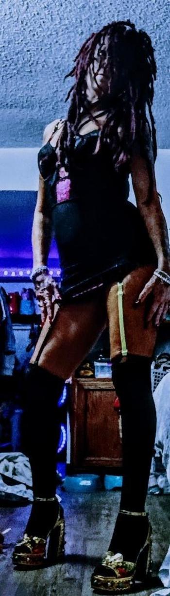 Lotti, 40  female escort, Ocala