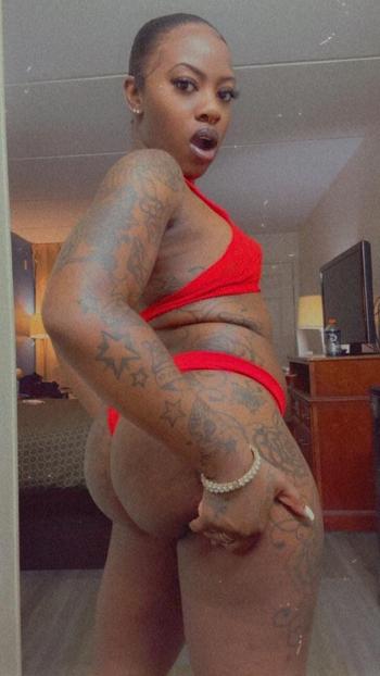 Diamond, 28  female escort, Ocala