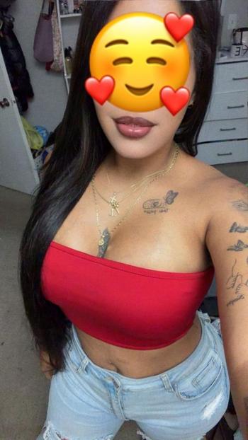 Fabiola, 25  female escort, Ocala