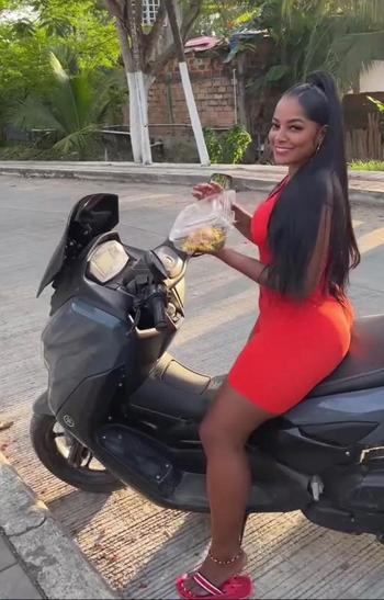 Ashley, 30  female escort, Ocala